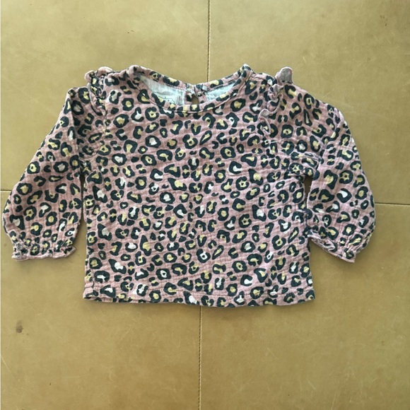 💙5/$25💙Mud Pie Leopard Top 6-9M - Picture 1 of 3